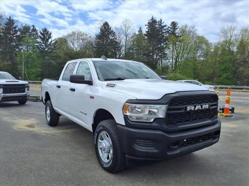 2019 RAM 2500 Tradesman 4x4 Crew Cab 6'4'' Box