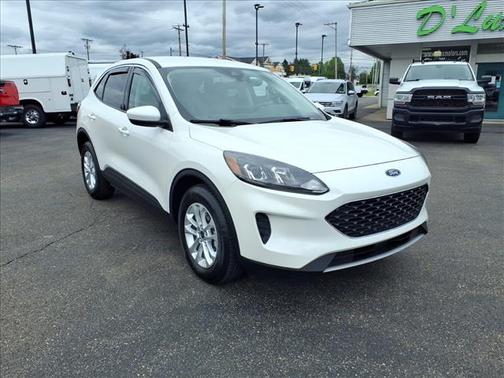White 2021 Ford Escape SE
