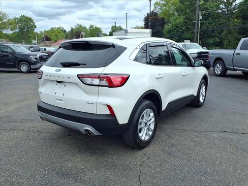 White 2021 Ford Escape SE