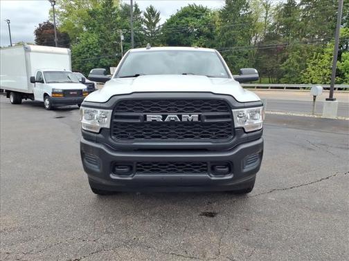White 2022 RAM 2500 Tradesman 4x4 Crew Cab 8' Box