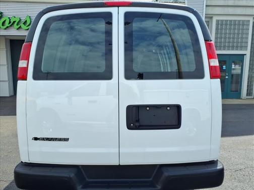 White 2021 Chevrolet Express 2500 LT
