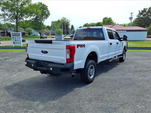 White 2018 Ford F-250 XL