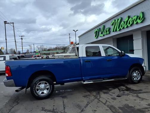 2018 RAM 2500 Tradesman 4x2 Crew Cab 8' Box
