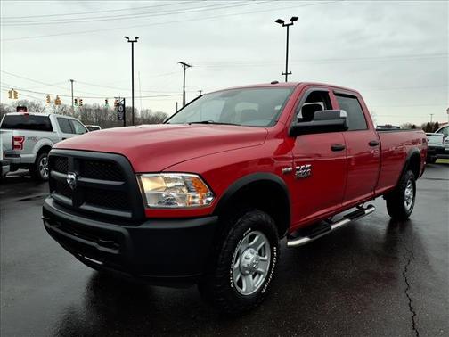 2014 RAM 2500 4WD Crew Cab 169'' Tradesman