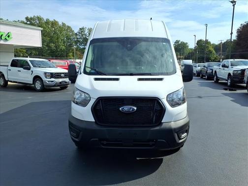 White 2022 Ford Transit-250 Base