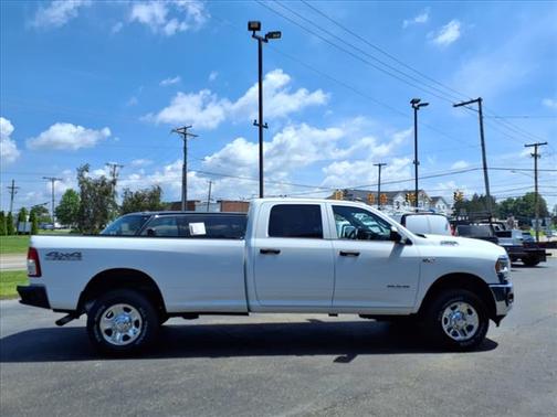 2021 RAM 2500 Tradesman 4x4 Crew Cab 8' Box