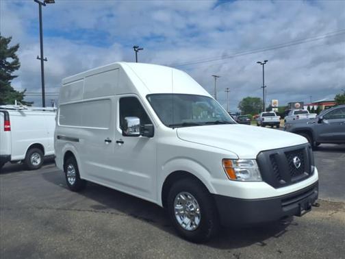 2021 Nissan NV Cargo NV3500 HD S V8