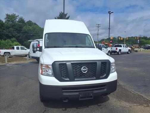 2021 Nissan NV Cargo NV3500 HD S V8