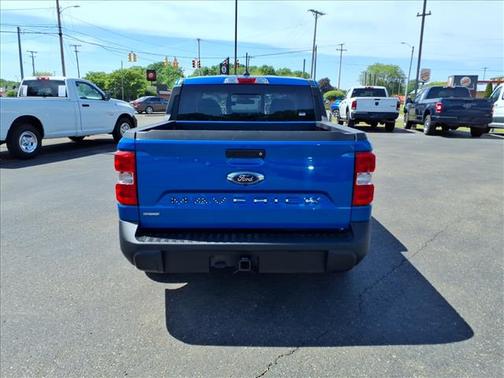Blue 2022 Ford Maverick XL FWD SuperCrew