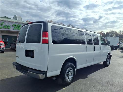 2017 Chevrolet Express 3500 LT