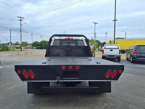 2018 RAM 3500 Tradesman 4x4 Crew Cab 8' Box