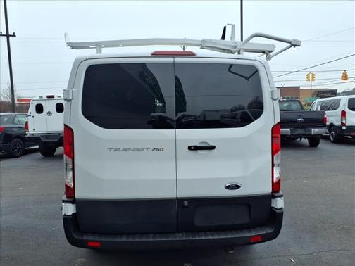 2022 Ford Transit-250 Base