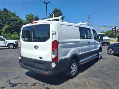 2018 Ford Transit-250 Base