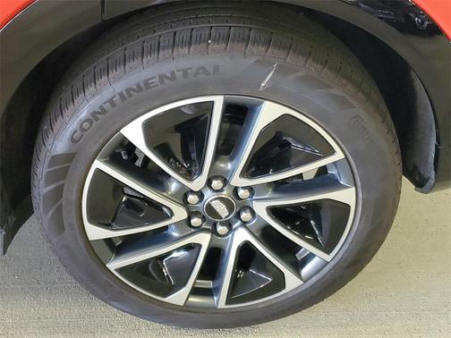2025 Cadillac OPTIQ Sport 1 AWD