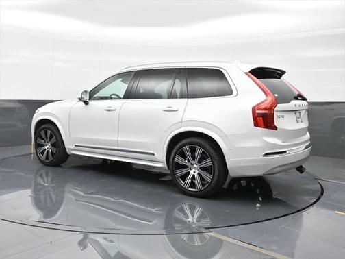 2022 Volvo XC90 T6 Inscription
