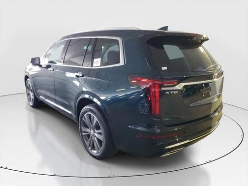 2025 Cadillac XT6 Premium Luxury FWD