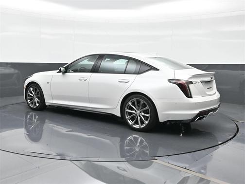 2025 Cadillac CT5 Sport