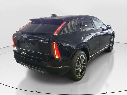 2025 Cadillac OPTIQ Sport 1 AWD
