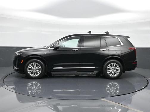 2022 Cadillac XT6 Luxury FWD