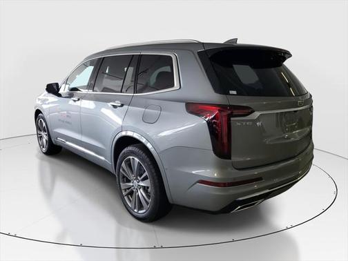 2025 Cadillac XT6 Premium Luxury FWD