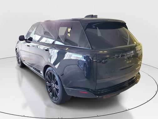 2023 Land Rover Range Rover P400 SE