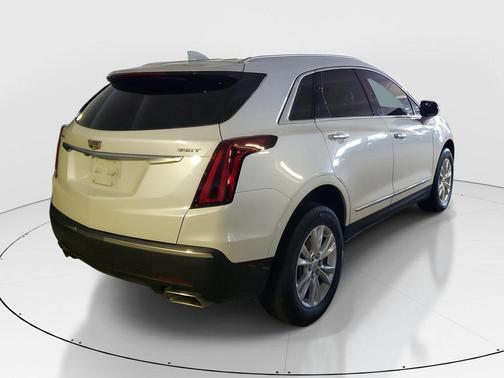 2023 Cadillac XT5 Luxury