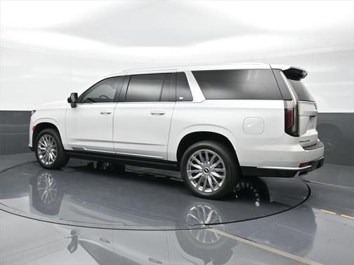 2023 Cadillac Escalade ESV Premium Luxury