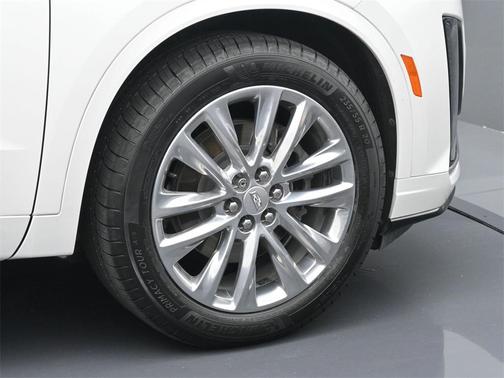 2023 Cadillac XT6 Premium Luxury FWD