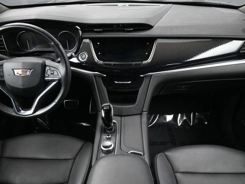 2024 Cadillac XT6 Sport AWD