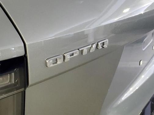 2025 Cadillac OPTIQ Luxury 1 AWD
