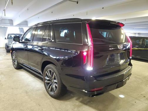 2022 Cadillac Escalade Sport