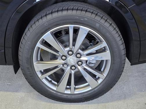 2025 Cadillac XT6 Premium Luxury FWD