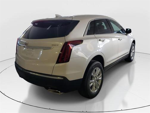 2025 Cadillac XT5 Luxury