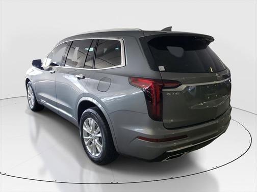 2021 Cadillac XT6 Luxury FWD
