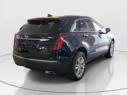 2025 Cadillac XT5 Luxury