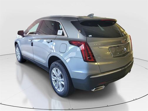 2025 Cadillac XT5 Luxury