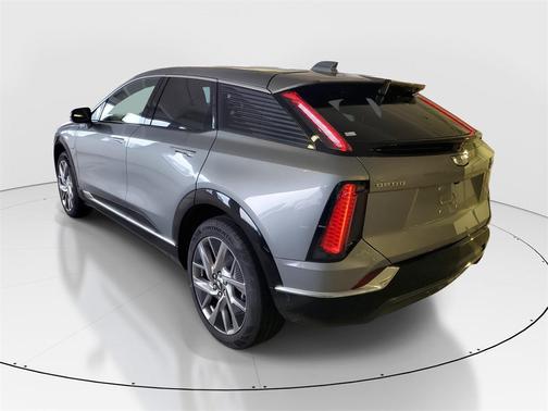 2025 Cadillac OPTIQ Luxury 1 AWD