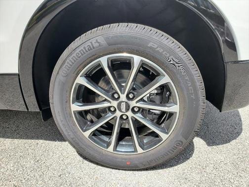 2025 Cadillac XT4 Sport