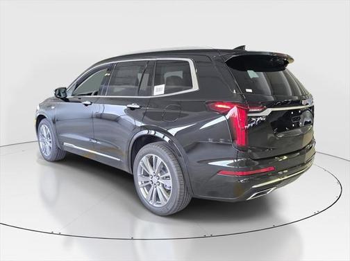 2025 Cadillac XT6 Premium Luxury FWD
