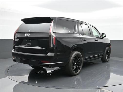 2022 Cadillac Escalade Sport