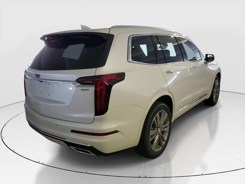 2025 Cadillac XT6 Premium Luxury FWD