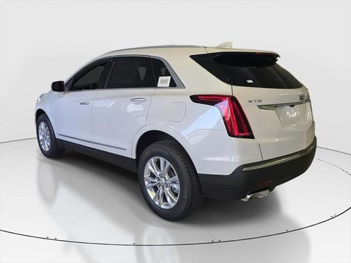 2025 Cadillac XT5 Luxury