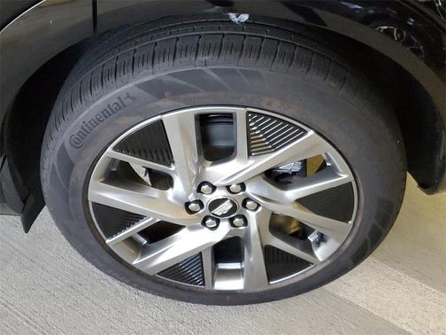 2025 Cadillac OPTIQ Luxury 1 AWD