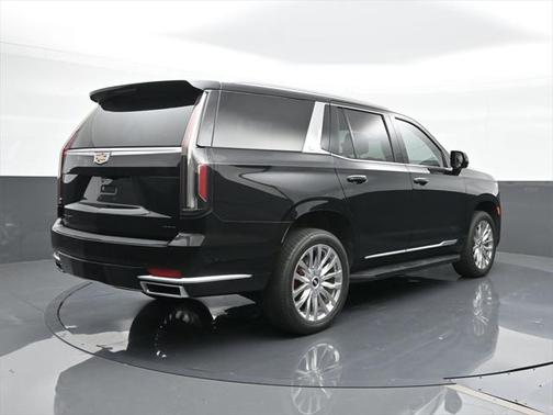 2022 Cadillac Escalade Premium Luxury