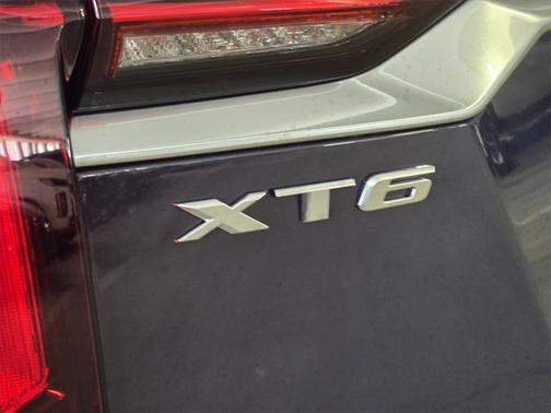 2025 Cadillac XT6 Luxury FWD