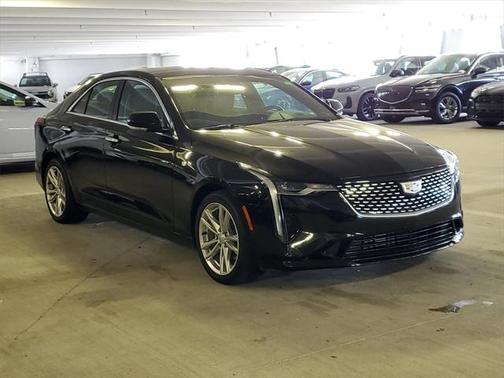 2022 Cadillac CT4 Luxury