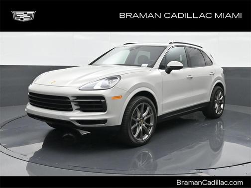 2023 Porsche Cayenne Platinum Edition