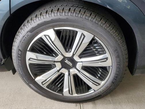 2026 Cadillac Escalade IQ Luxury
