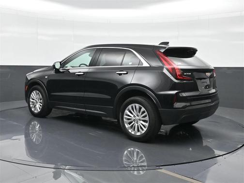 2024 Cadillac XT4 Luxury