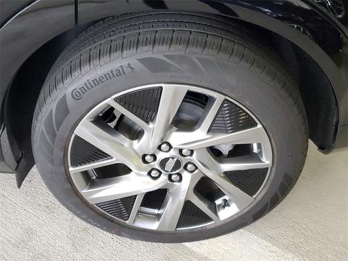 2025 Cadillac OPTIQ Luxury 1 AWD